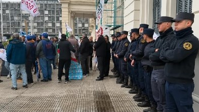 POLICIAENSESION