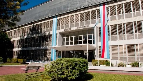 Tribunales