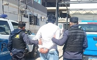 policias aprehenden
