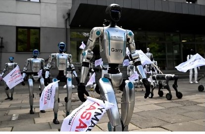 robots